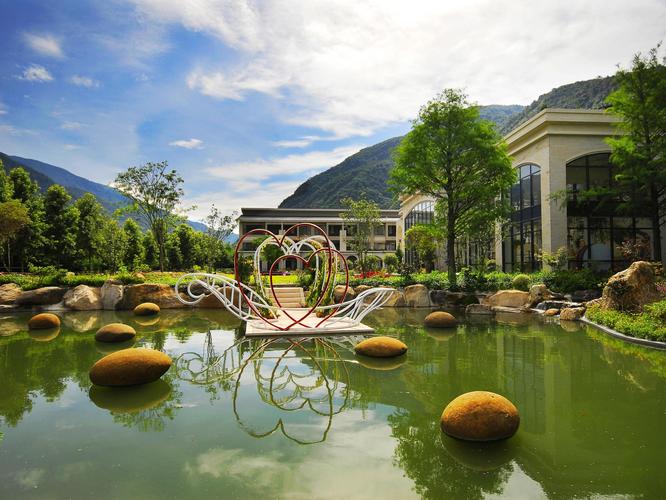 Đại gia từng quen người mẫu bán dâm nghìn đô lên tiếng