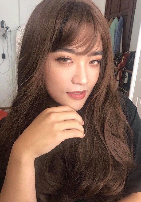 Công nghệ make up đã khiến chàng trai đẹp hoàn hảo.