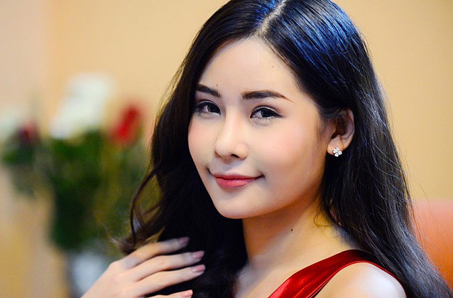 ngan-anh-so-voi-thoi-moi-dang-quang-nhan-sac-ngay-cang-khac-la-m-4e1dd2