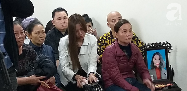 Người thân của nạn nhân đau buồn trước sự việc.