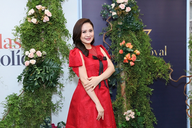 Thanh Thúy xuất hiện rạng ngời khiến fan ngỡ ngàng.  