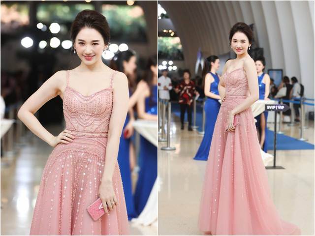 Váy 2 dây gam màu pastel được Hari Won 