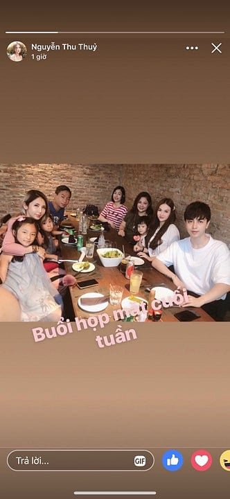 Trong hình, ngoài mẹ ruột và con trai của Thu Thủy còn có anh trai, chị dâu và các cháu.    