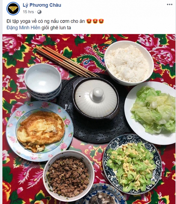 Một bữa cơm giản dị nhưng ấm áp tình cảm khiến cả cộng đồng mạng tung hô