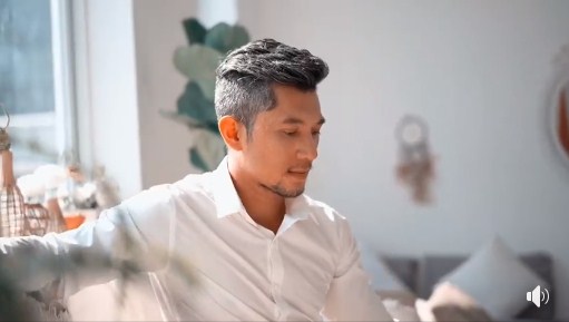 Diện mạo mới của Lương Bằng Quang sau khi 'dao kéo' khiến nhiều người bất ngờ.