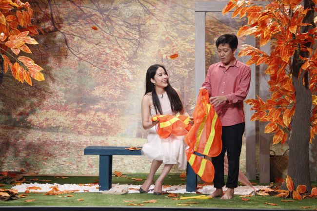 Ồn ào tình cảm giữa Nam Em và Trường Giang từng khiến dư luận xôn xao suốt 1 thời gian dài.    