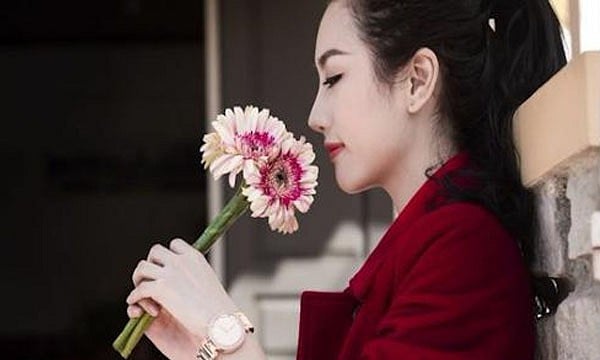 4-loi-khuyen-rut-ruot-rut-gan-cua-nguoi-phu-nu-50-tuoi-da-ly-hon-4a58be