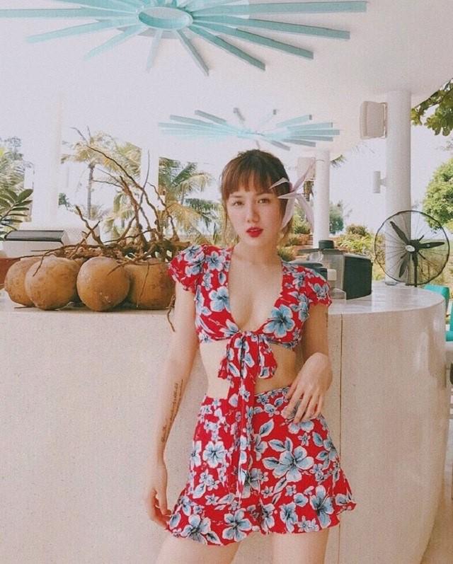chiec-ao-be-chi-bang-gang-tay-lai-duoc-elly-tran-va-cac-my-nhan-showbiz-lang-xe-nhiet-tinh-3-1552447632-123-width640height797