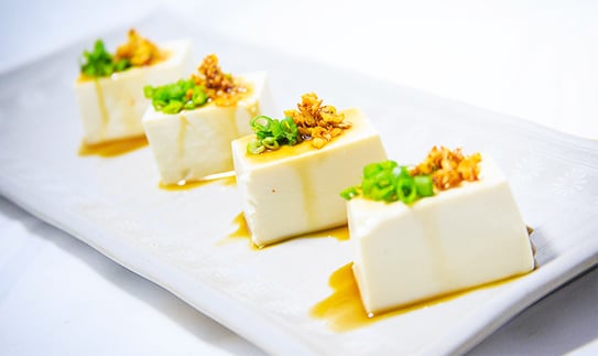 Đậu phụ ngon có màu trắng dẻo mùi vị thơm ngon