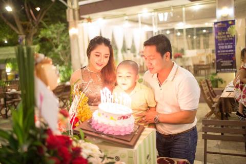 Chị Mai chia sẻ bí quyết giữ gìn hạnh phúc Shbet111 slot, casino, thể thao, xổ số là luôn chia sẻ với nhau