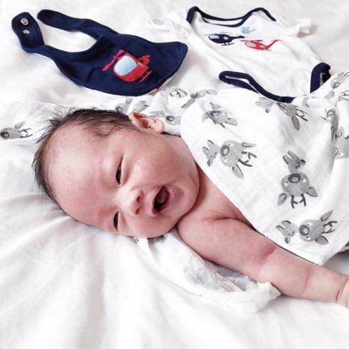 Ngày 25/3/2016, Ly Kute hạ sinh con trai đầu lòng nặng 3,4kg và đặt tên thân mật là Khoai Tây. Thông tin hot mom họ Nguyễn 