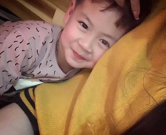 Con trai của nữ diễn viên Thu Trang.    