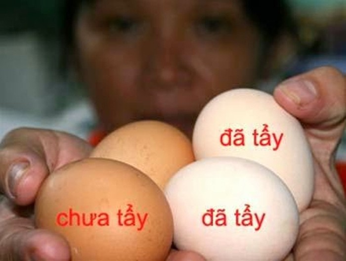 Nhận diện bằng mắt thường có thể biết được trứng gà đã qua tẩy hóa chất