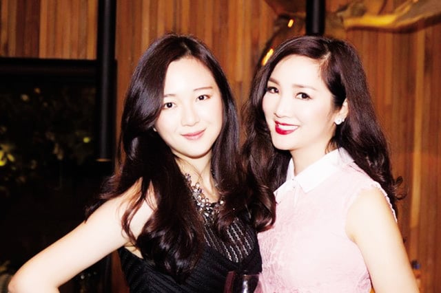 Anh Sa xinh đẹp từ nhỏ và càng lớn cô càng giống mẹ Giáng My  