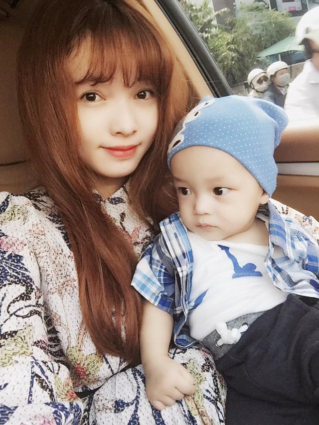 Cậu cả của Việt Huê