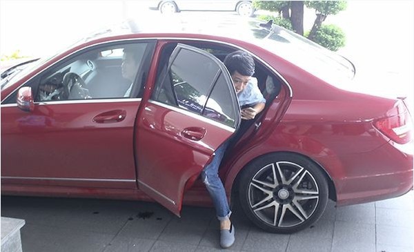Chiếc xe hơi mà Trường Giang hay đi