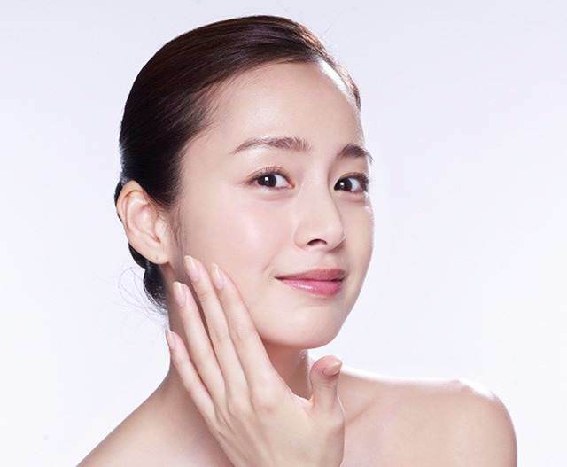 mang-cut-bat-ngo-voi-cong-dung-lam-mo-vet-tham-tri-mun-tu-v-1553494263-513-width640height527