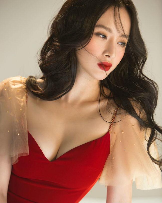 chi-em-angela-phuong-trinh-voi-gu-mac-gay-chu-y-31-1553527410-238-width650height813