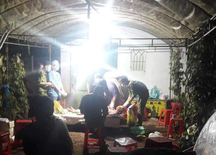 Cơ quan chức năng khám nghiệm tử thi điều tra làm rõ nguyên nhân tử vong của em L.
