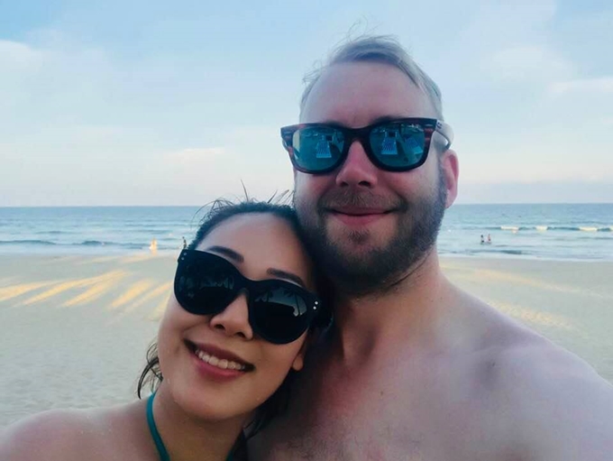 Vợ chồng Ngô Phương Lan hạnh phúc bên nhau