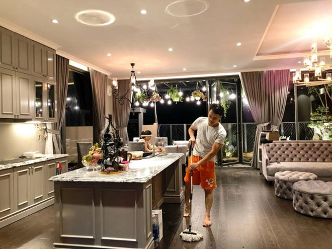 Từng chi tiết trong căn biệt thự đều sang trọng như khách sạn 5 sao