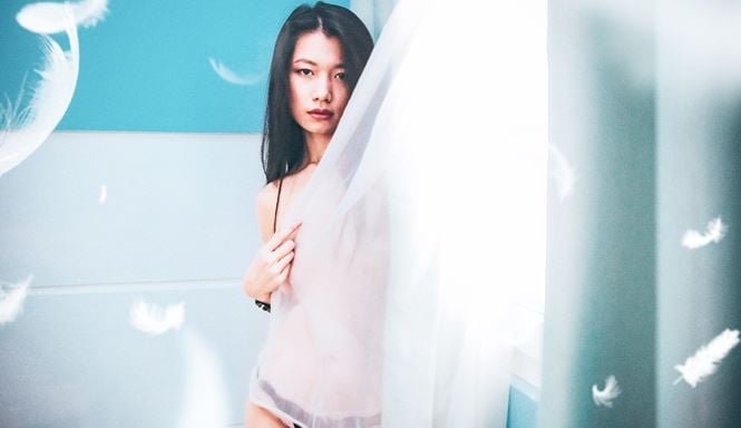 Nữ diễn viên Trà My khoe một số hình ảnh gợi cảm trên trang cá nhân thu hút sự quan tâm của dư luận.