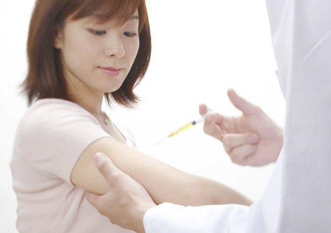 Trước khi mang thai phụ nữ cần tiêm vắc xin giúp mẹ khỏe con khỏe