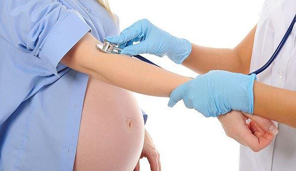 Bệnh viêm gan B có tỷ lệ lây từ mẹ sang con rất cao