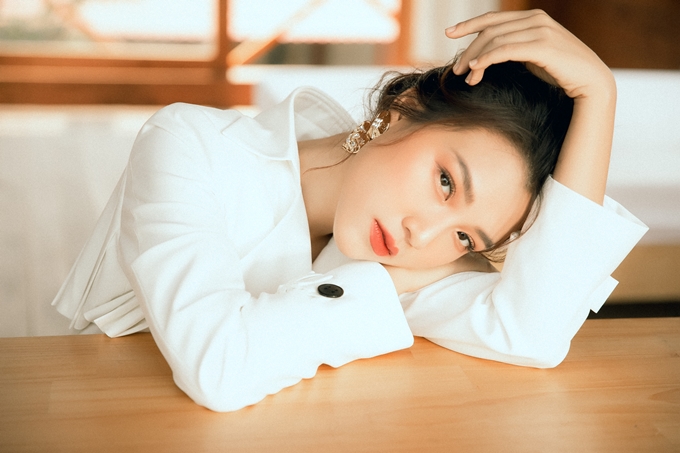 Sắp tới, Hoàng Oanh tái ngộ khán giả trong bộ phim 'Ước hẹn mùa thu' của đạo diễn Nguyễn Quang Dũng.