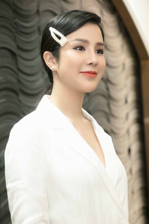 Diệp Lâm Anh.