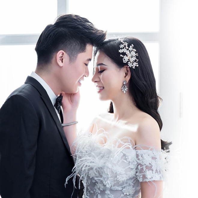 Chú rể Tuấn Anh và cô dâu Thuý Trà.