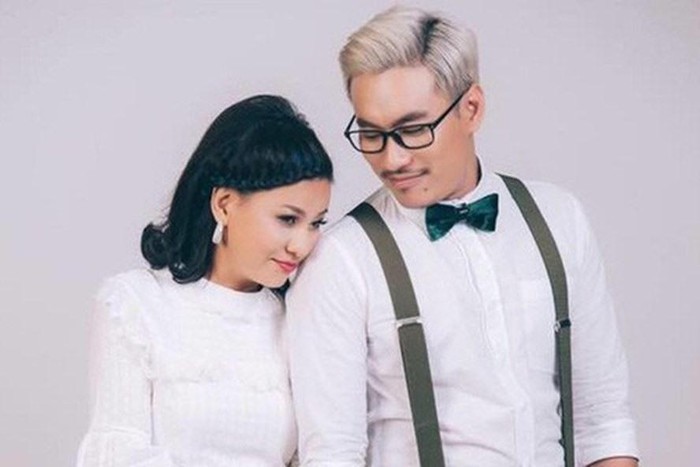 Cát Phượng khoe hai vạch trong ngày cá tháng Tư
