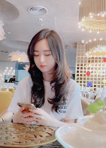 Trước đây, Anh Sa thường xuyên dùng mạng xã hội và cập nhật hình ảnh về Shbet16 chơi game trực tuyến của mình trên Instagram. Tuy nhiên, hiện cô đã xóa tài khoản vì không muốn bị nhiều người làm phiền.    