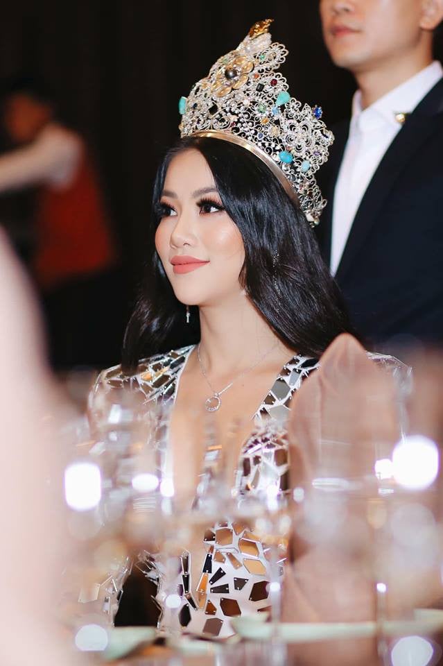 Đây là Phương Khánh thời điểm vừa có được danh hiệu vào tháng 11/2018.