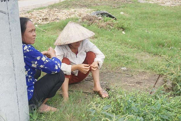 Các nhân chứng vẫn bàn tán xôn xao về sự việc đau lòng tối 3/4 (Ảnh: PV/Vietnam+)