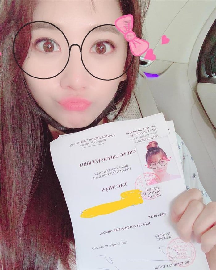 Hari Won vui mừng khoe kết quả vì được xác nhận 