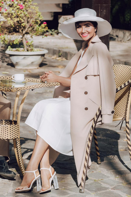 H'Hen Niê được chuyên trang nhan sắc Missosology công bố dẫn đầu danh sách bình chọn Timeless Beauty (Nhan sắc vượt thời gian) vào cuối năm 2018.