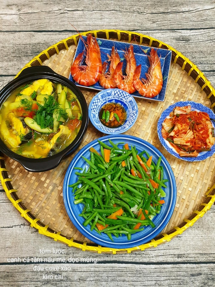 Một bữa con ngon mắt bổ dưỡng