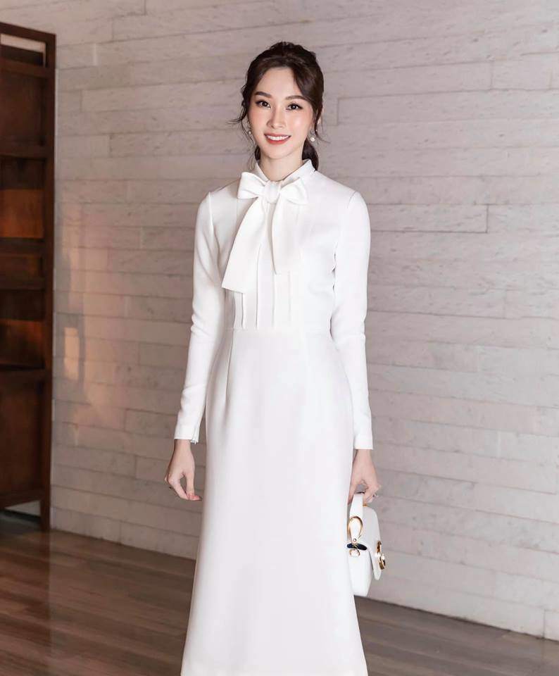 me-man-gu-thoi-trang-dong-dieu-cua-dang-thu-thao-va-con-gai-sophie-55600275_2044201442357796_647215364932894720_n-1554705043-884-width794height960
