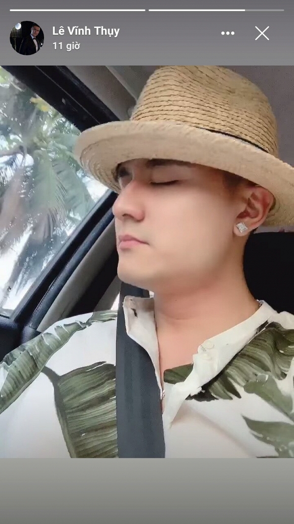 Vĩnh Thụy để lộ 