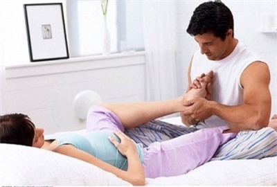Mẹ bầu sinh con thứ 2 thường dễ dàng hơn con đầu