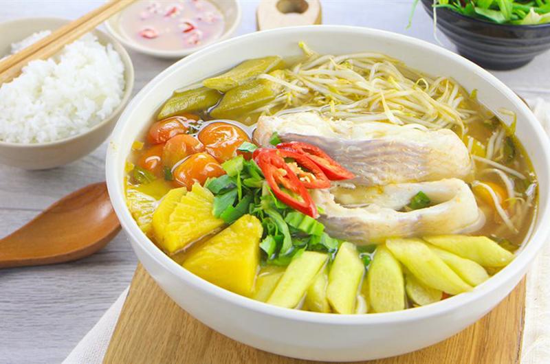 Canh bị mặn bạn có thể chữa bằng việc cho lòng trắng trứng gà