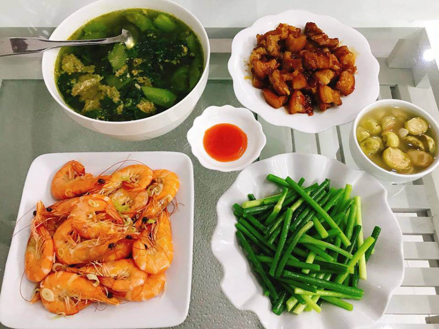 Mâm cơm ngon mắt bổ dưỡng