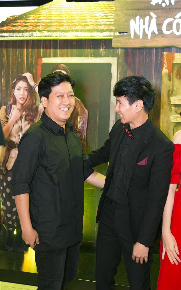 Dân mạng than Nhã Phương xài chồng 
