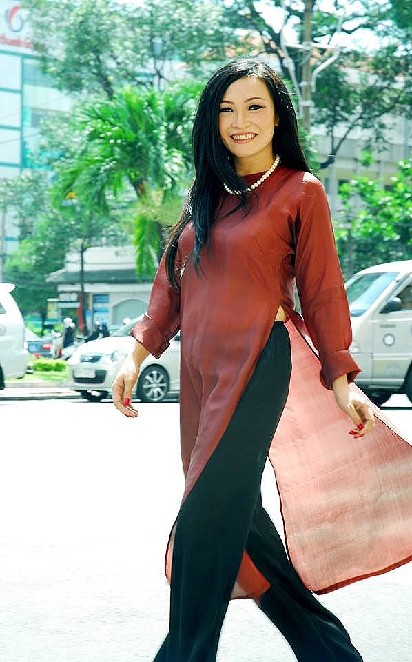 Bên cạnh đó Phương Thanh cũng tiết lộ hơn 10 năm trước chị đã quy y và lấy tên là Nguyên Hương cũng như không còn đánh nhau nữa.