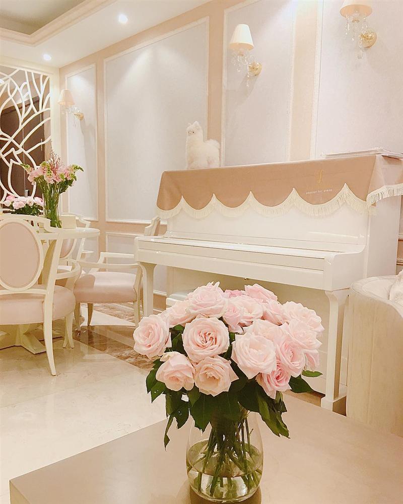 Từng góc nhỏ đều được Phạm Hương chăm sóc tỉ mỉ