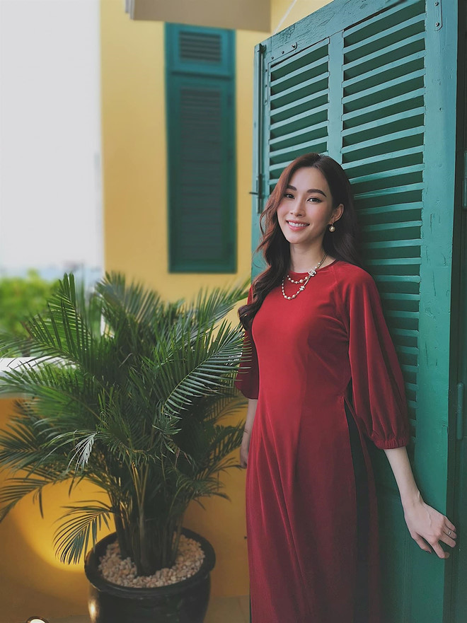 Hoa hậu Đặng Thu Thảo vừa chia sẻ một loạt ảnh mới nhất kèm chú thích: 