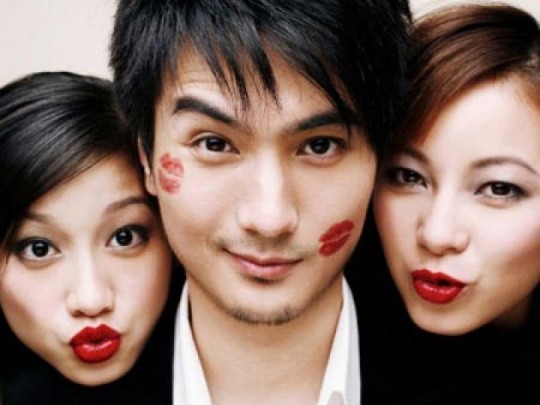 Đàn ông môi dưới dày dễ ngoại tình
