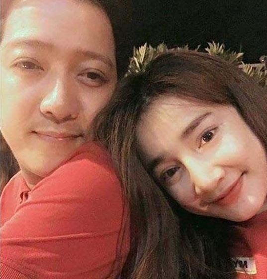 Trường Giang đưa Nhã Phương đi hóng gió để hâm nóng tình cảm.