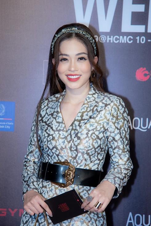 Phải chăng Phương Nga đã làm gì đắc tội với stylist?    